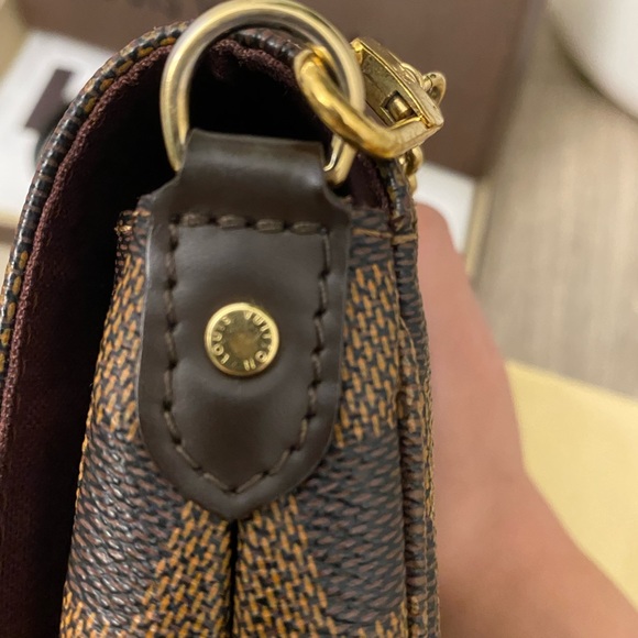 SOLD on EMT Louis Vuitton Favorite PM - Picture 6 of 10